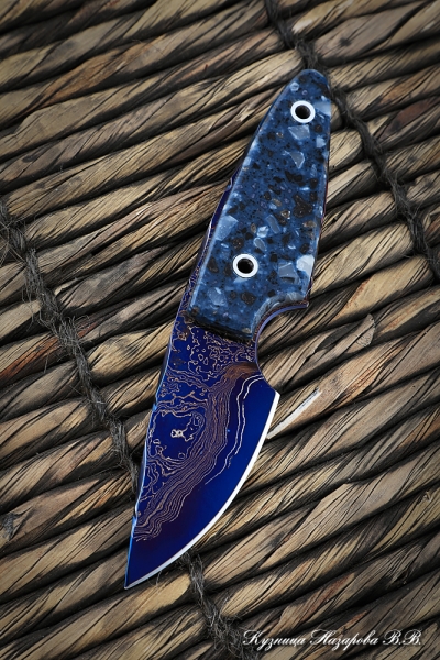 Нож Финт дамаск ламинированный акрил синий