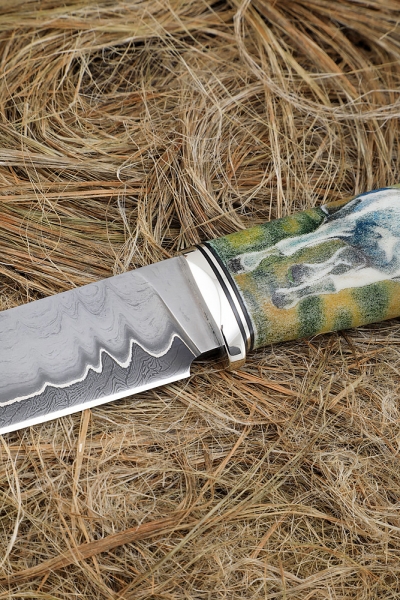 Knife Mustang ZDP-189 deep etching laminated N690 walrus tusk silver with pattern
