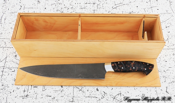 Кухонный нож Шеф № 14 сталь Х12МФ рукоять акрил коричневый в футляре