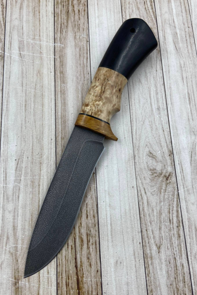 Нож "Варан" сталь ХВ5, рукоять стабилизированная карельская береза янтарь и черный граб (распродажа)