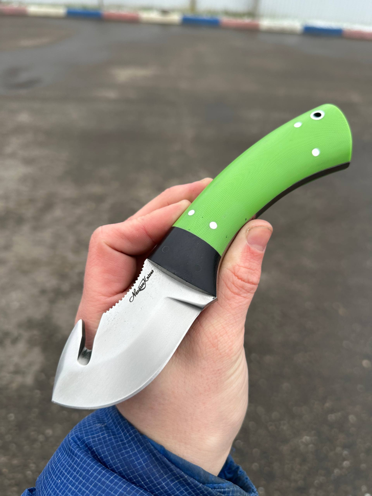 Нож шкуросъемный сталь S390 цельнометаллический, накладки G10 зеленые (распродажа) 